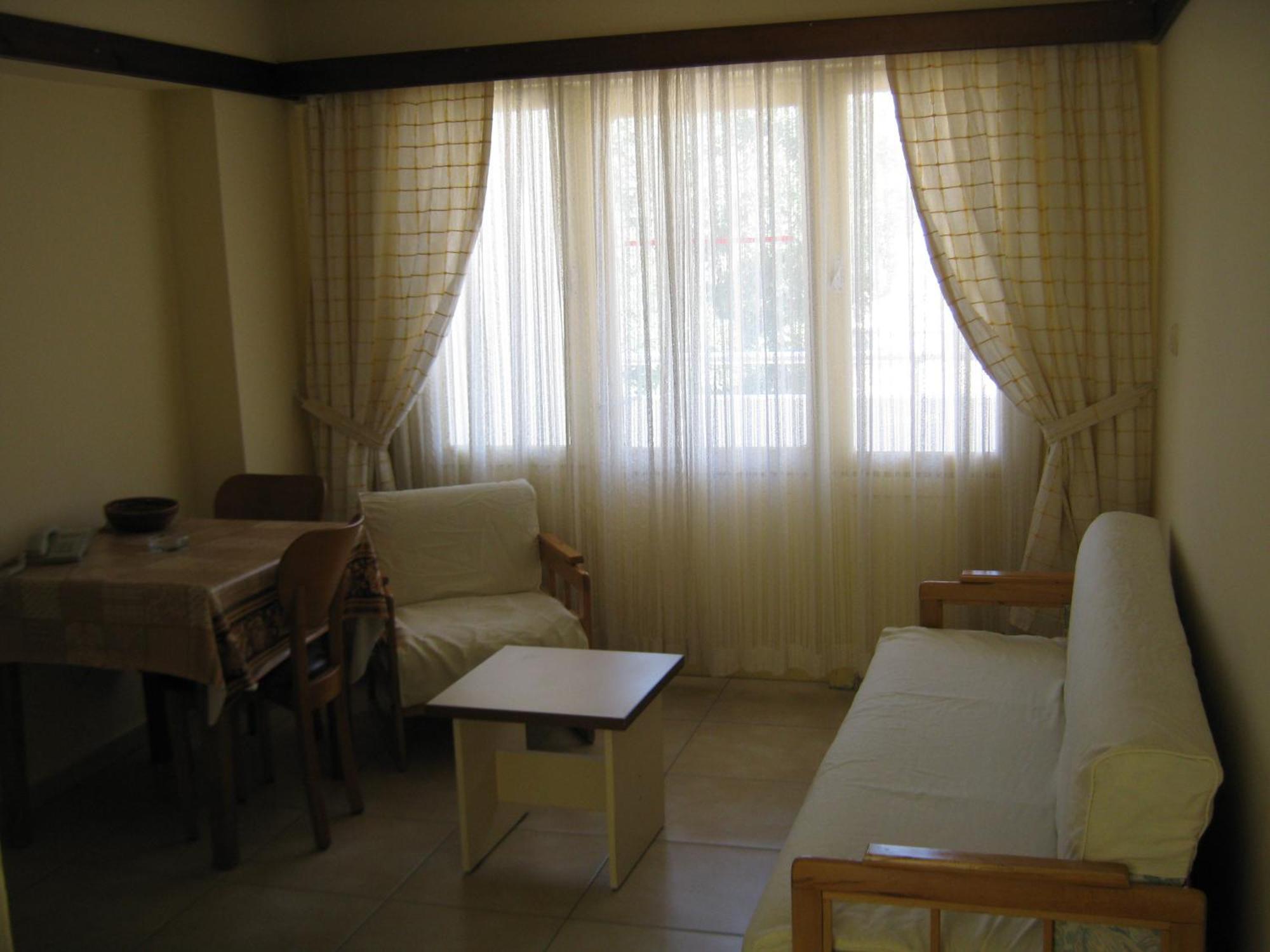 Oya Family Suites คูซาดาซี ภายนอก รูปภาพ